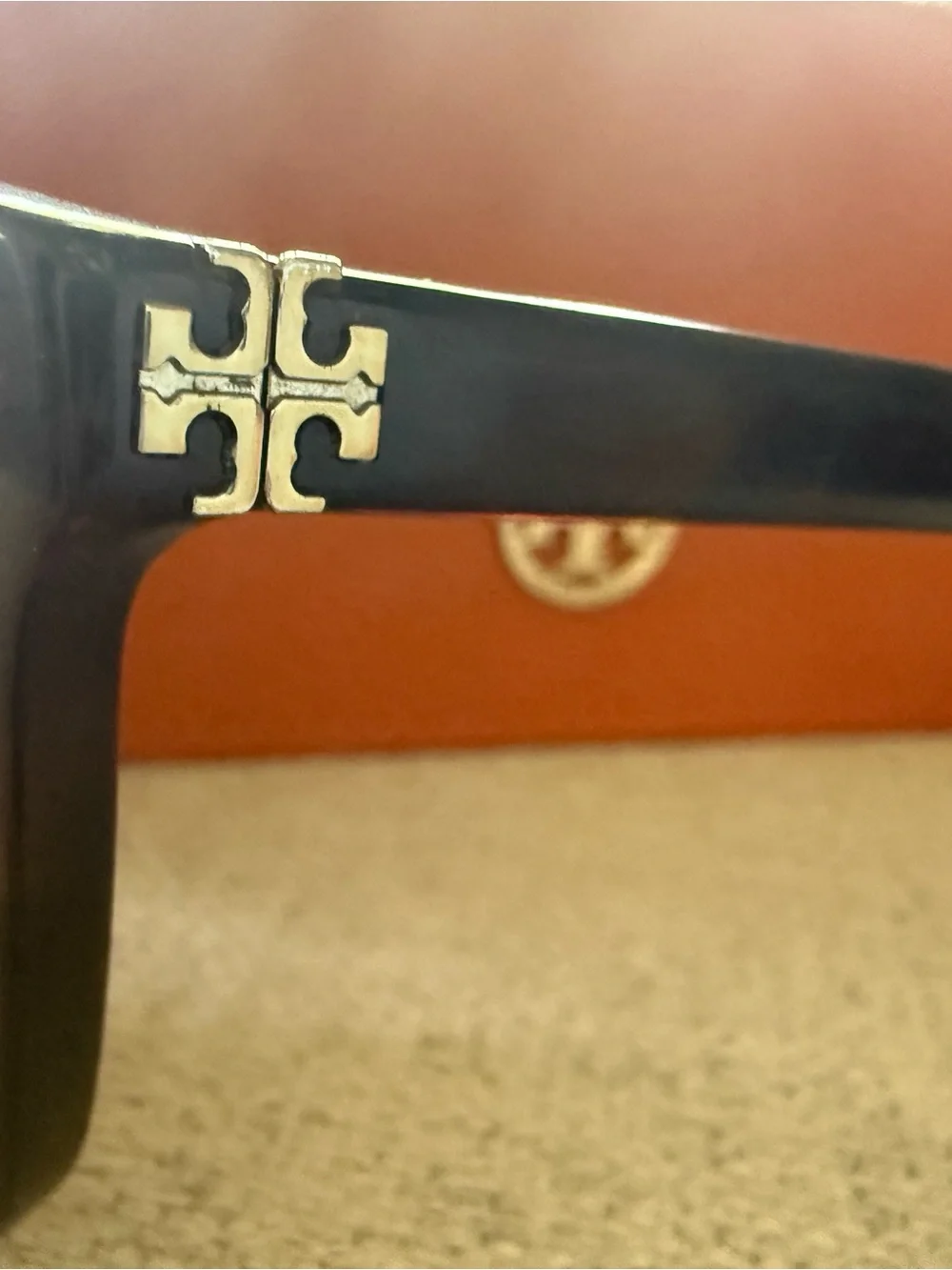 Tory Burch Tortoise Frame Sunglasses with brown lenses. Polarized. Case included